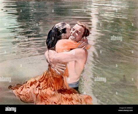 Audrey hepburn unforgiven 1960 hi-res stock photography and images - Alamy