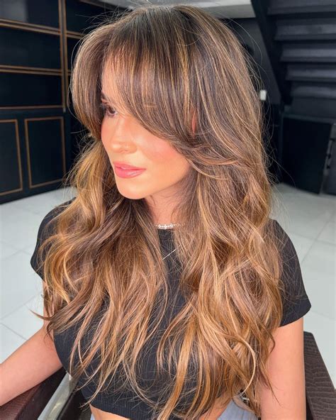 Long hair curtain bangs: 5 kiểu tóc không thể bỏ qua để thêm phần thu ...