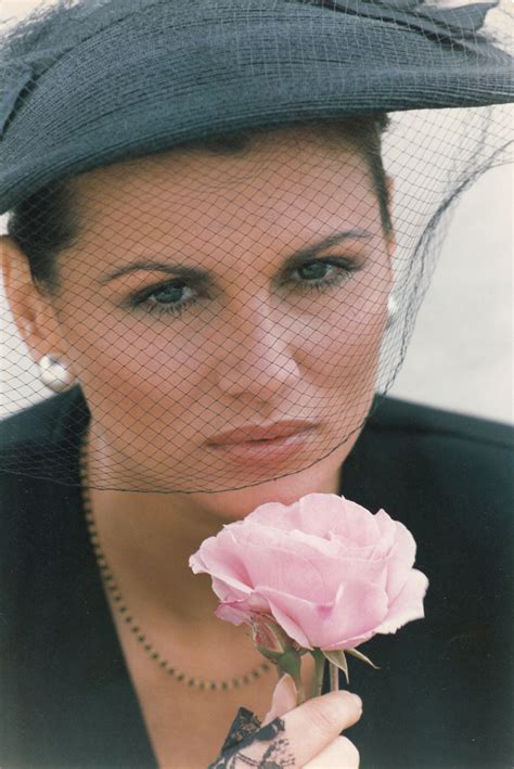 Pictures of Serena Grandi