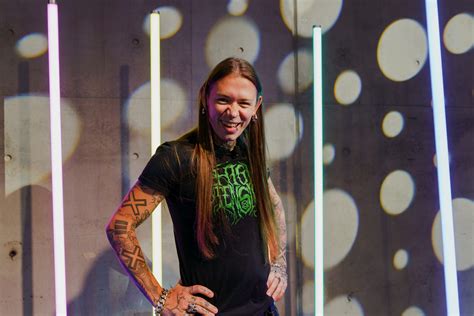 Media - Nat's What I Reckon