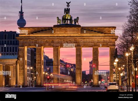 brandenburg gate, brandenburg gates Stock Photo - Alamy