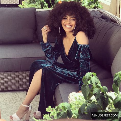 CHINA ANNE MCCLAIN Feet - AZNudeFeet