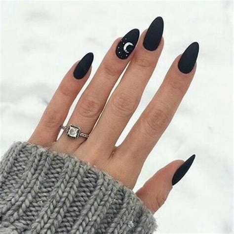 60 идей актуального чёрно-белого маникюра | Halloween nail colors ...