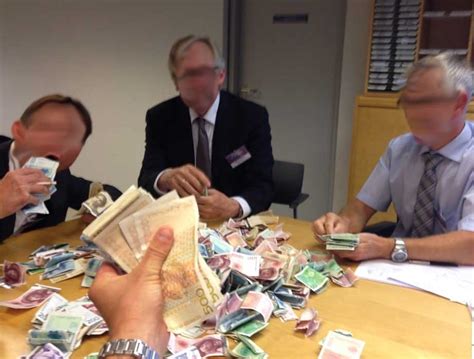 regional conventions   jehovahs witnesses cash