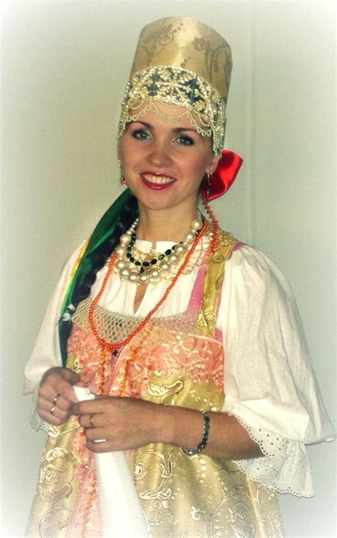 Russian Costume | Modedesign, Trends, Jacken