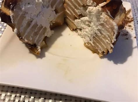 Пълнена печена ябълка