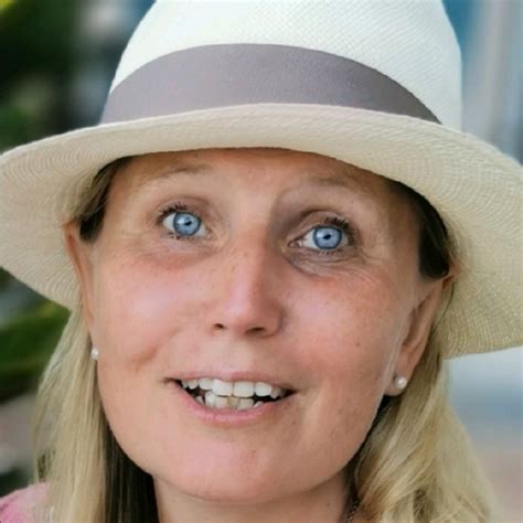 Kerstin Bunke – Specialist E-Commerce & Sales Operations RS – Epson ...