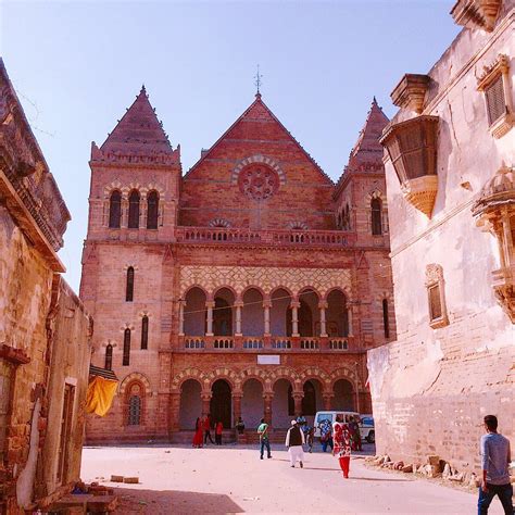 aina mahal bhuj