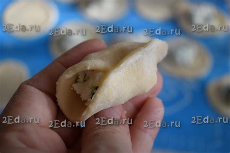 Вареники с творогом и зеленым луком - пошаговый фоторецепт