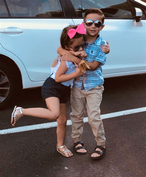 Siblings, Aesthetic