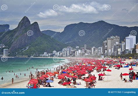 Ipanema Beach, Rio De Janeiro Editorial Stock Photo - Image of famous ...