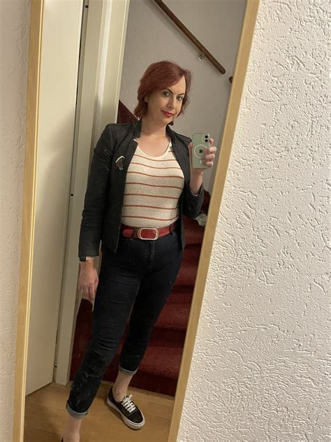 Sophie on Twitter: "@Stacy_Cash @VANS_66 @espritofficial @Erstwilder