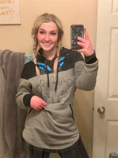TS Kayleigh Coxx braided pigtails selfie | Tran Selfies