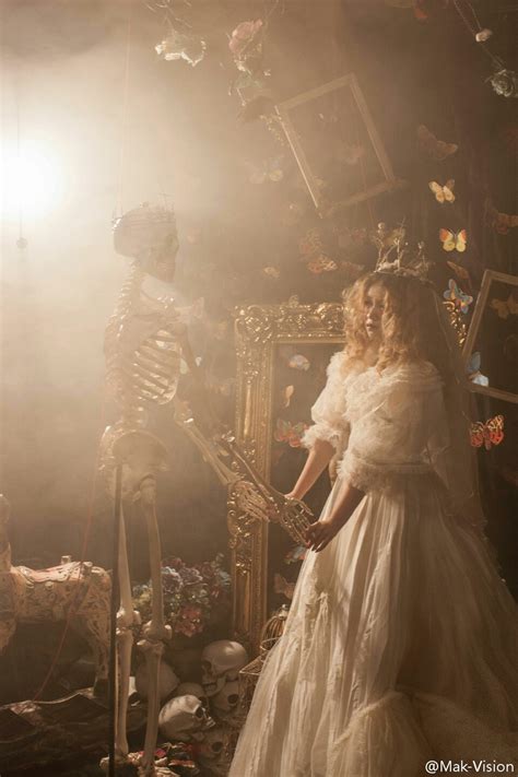 skeleton byrons muse