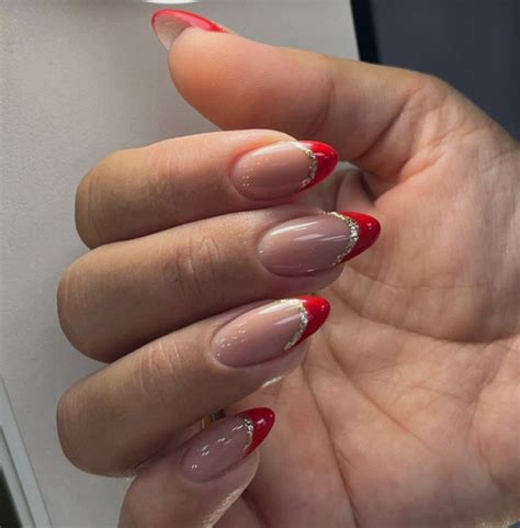 Top 31 gorgeous short christmas nail design ideas – Artofit