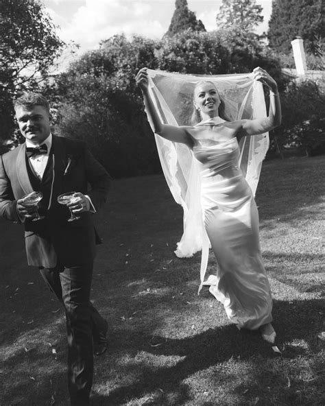 Kayla Collins (@dearfiore_photography) • Instagram photos and videos