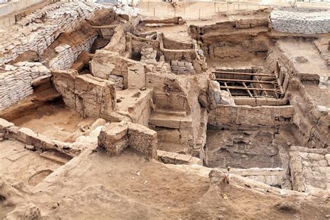 Çatalhöyük Archaeological Excavation Site and Virtual Museum