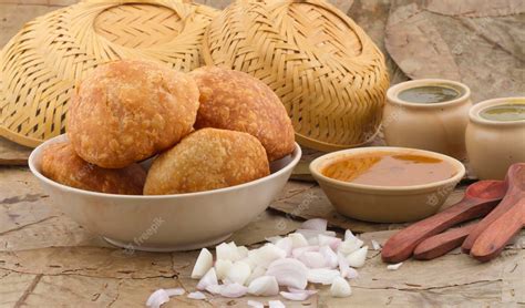 Premium Photo | Kachori