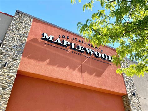 restaurants at moorestown mall new jersey