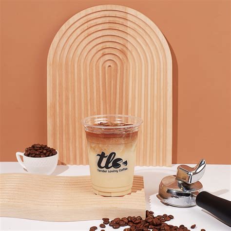 Iced Café Latte – Tender Loving Cakes