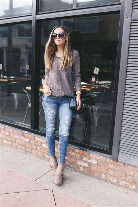 A REVIEW OF MY SIX FAVORITE PAIRS OF BLUE JEANS | Everyday outfit ...