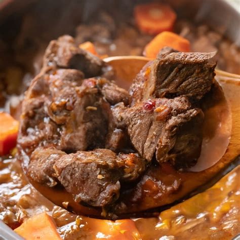 Flavorful Bone Broth Recipe (A Rich And Savory Delight) - Soup Chick