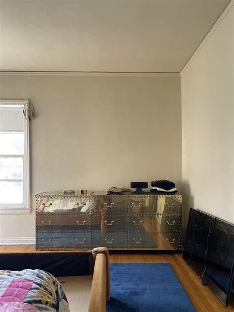 Round #2: Caitlin And Jess' Race To Complete Their Bedrooms (Here Are