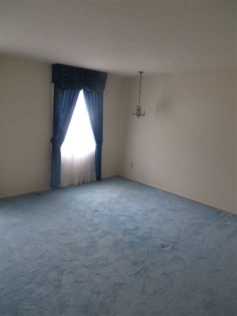 Spain Drive: Inspection Day - Guest Room