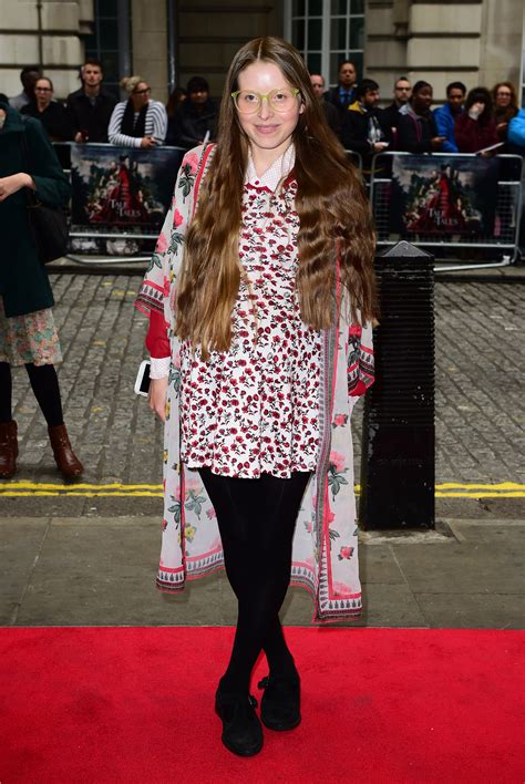 Jessie Cave, actriz de Harry Potter, celebra seis meses en OnlyFans