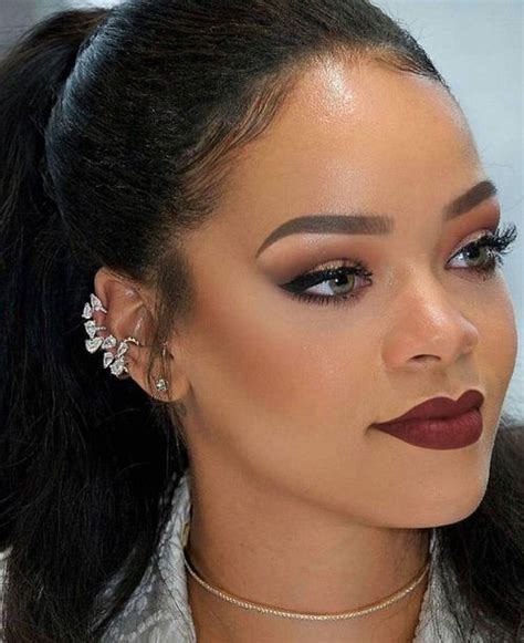 Rihanna MakeUp Tutorial | Rihanna makeup tutorial, Rihanna makeup ...