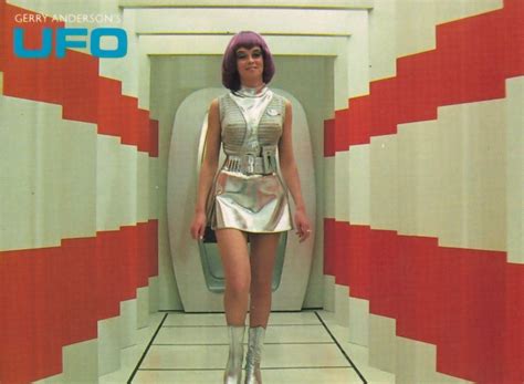 Gabriella Drake In Gerry Anderson 's UFO Rare TV Show Postcard