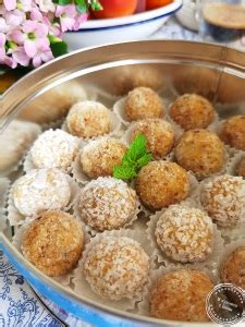 Бисквитени бонбони с кокос – В кухнята с Бени