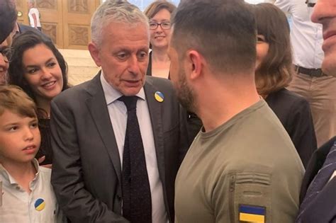 Зеленски, моралът и Правителството на България