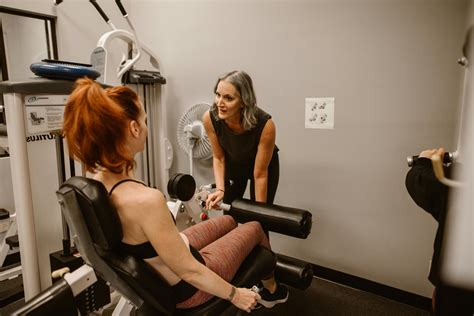 Hot Women Bending Over Naked Photos, Download The BEST Free Hot Women