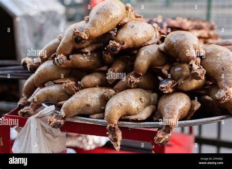 Street food in Cairo (Egypt) during Ramadan Stock Photo - Alamy