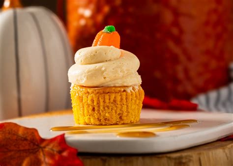 Seasonal Desserts & Drinks - Desserts Etc.