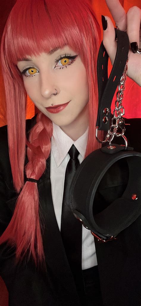 Makima (Yumi Aiko) [Chainsaw Man] : r/cosplaygirls