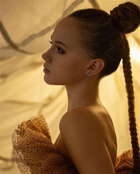Kristina Shmidt - Photo Shoot November 2022 • CelebMafia