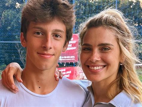 Filho De Carolina Dieckmann E Murilo Benício - Carolina Dieckmann celebra aniversário de 17 anos do filho caçula, José ...