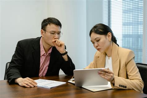 Questions You Should Ask Your Financial Advisor - Where Business News
