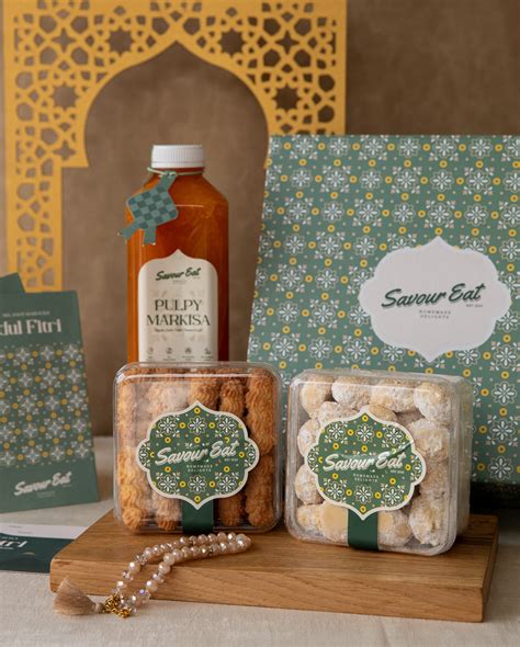 savour eat cheesecake dessert box hampers lebaran atsavoureat