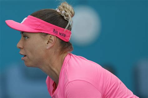 'No War': Russia's Zvonareva sends message at Miami Open - Rediff Sports