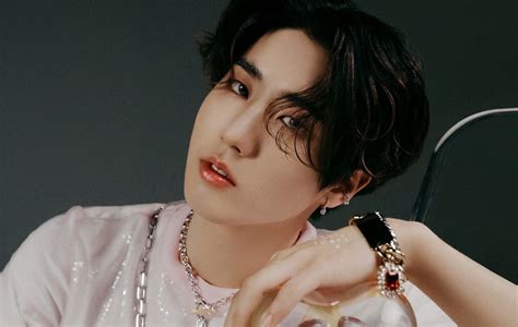 Stray Kids’ HAN releases surprise solo song ‘Maybe’ | allkpop