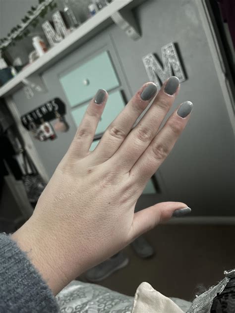 Getting better at dip : r/Nails