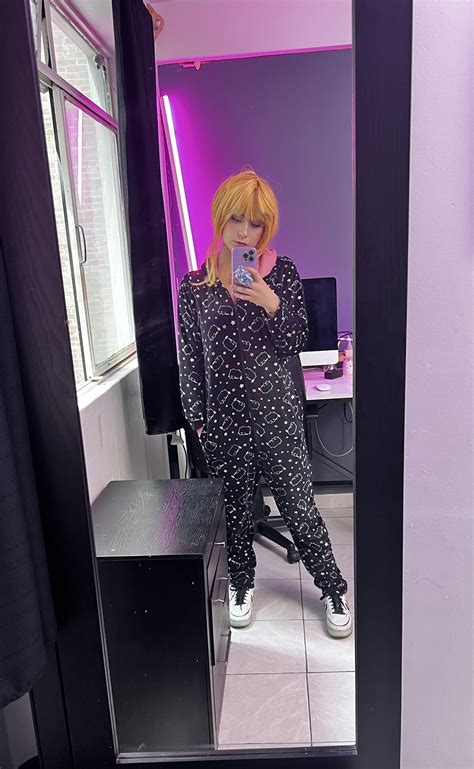 TW Pornstars - Bárbara Ivannova🖤Lady Dusha. Twitter. Se está cocinando