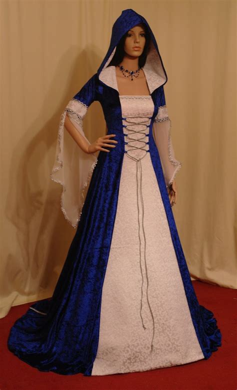 17 Best images about Medieval Dresses on Pinterest | Pagan wedding ...