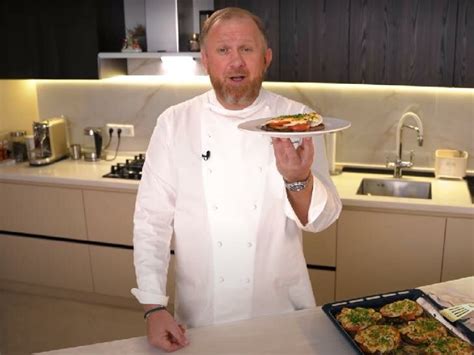 «Делюсь правильным рецептом!»: как готовит мясо по-французски ...