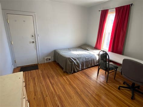 Rooms for Rent Near University of Windsor | Windsor ON