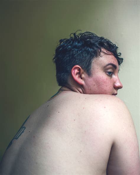 Transgender Portraits and the Things a Body Won’t Tell | The New Yorker