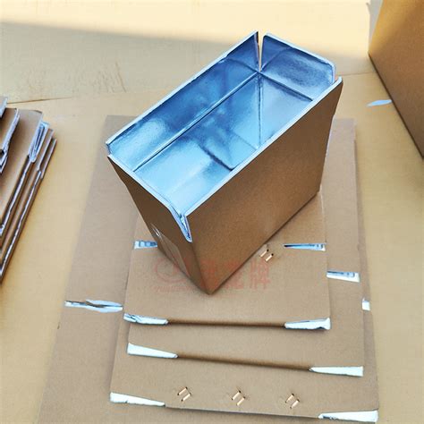 Environmental Protection Aluminium Foil Insulated Shipping Boxes For Packaging